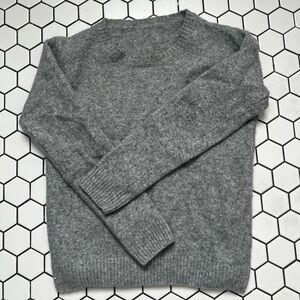 grey brandy melville sweater